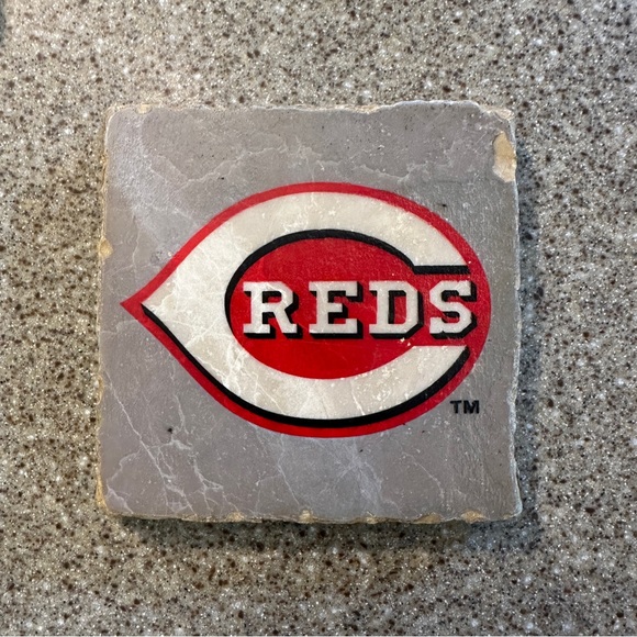 Cincinnati Reds Coasters, Set of 4 - Picture 6 of 6